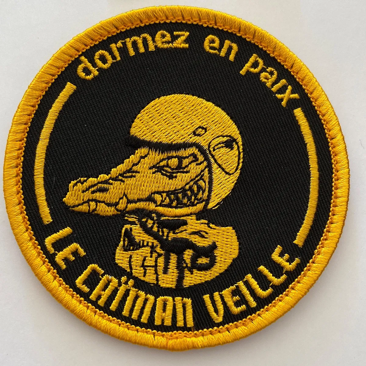 31F - Dormez en paix Le caïman veille 